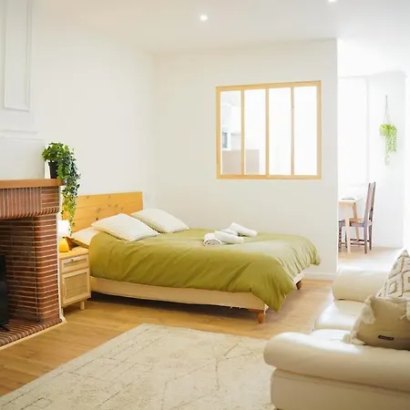 L'otium - New - 2 People - Center - Air Conditioning