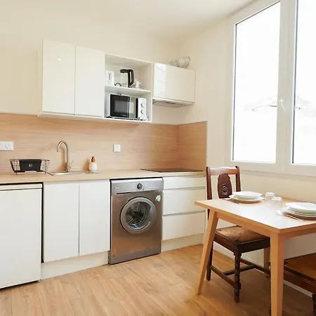 L'otium - New - 2 People - Center - Air Conditioning